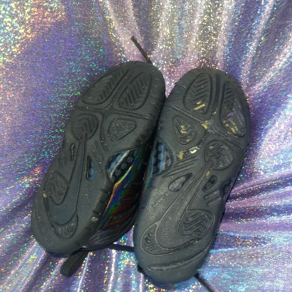 Nike little posite one